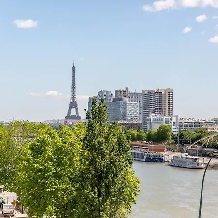 아파트 Vue Tour Eiffel Et Seine, Sans Vis A Vis